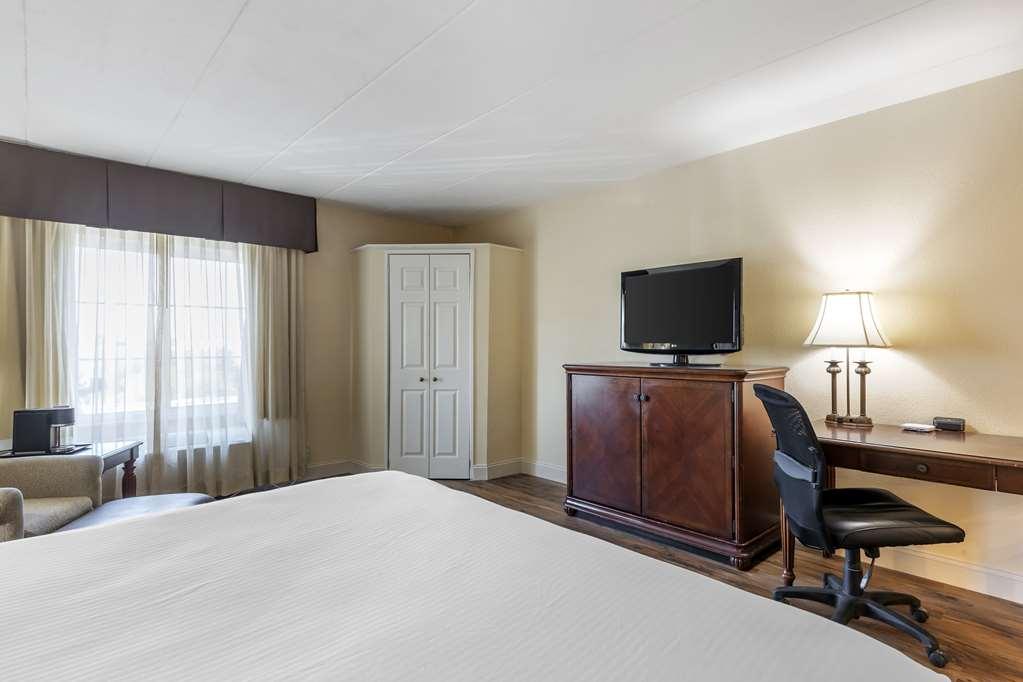 Best Western Plus Steeplegate Inn Davenport Kamer foto